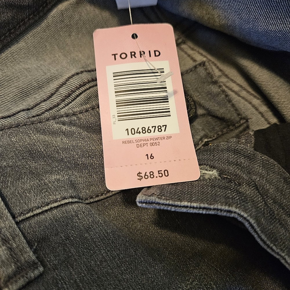 Gray Torrid jeans from Rebel Wilson line. Tags removed worn once. - Picture 5 of 10